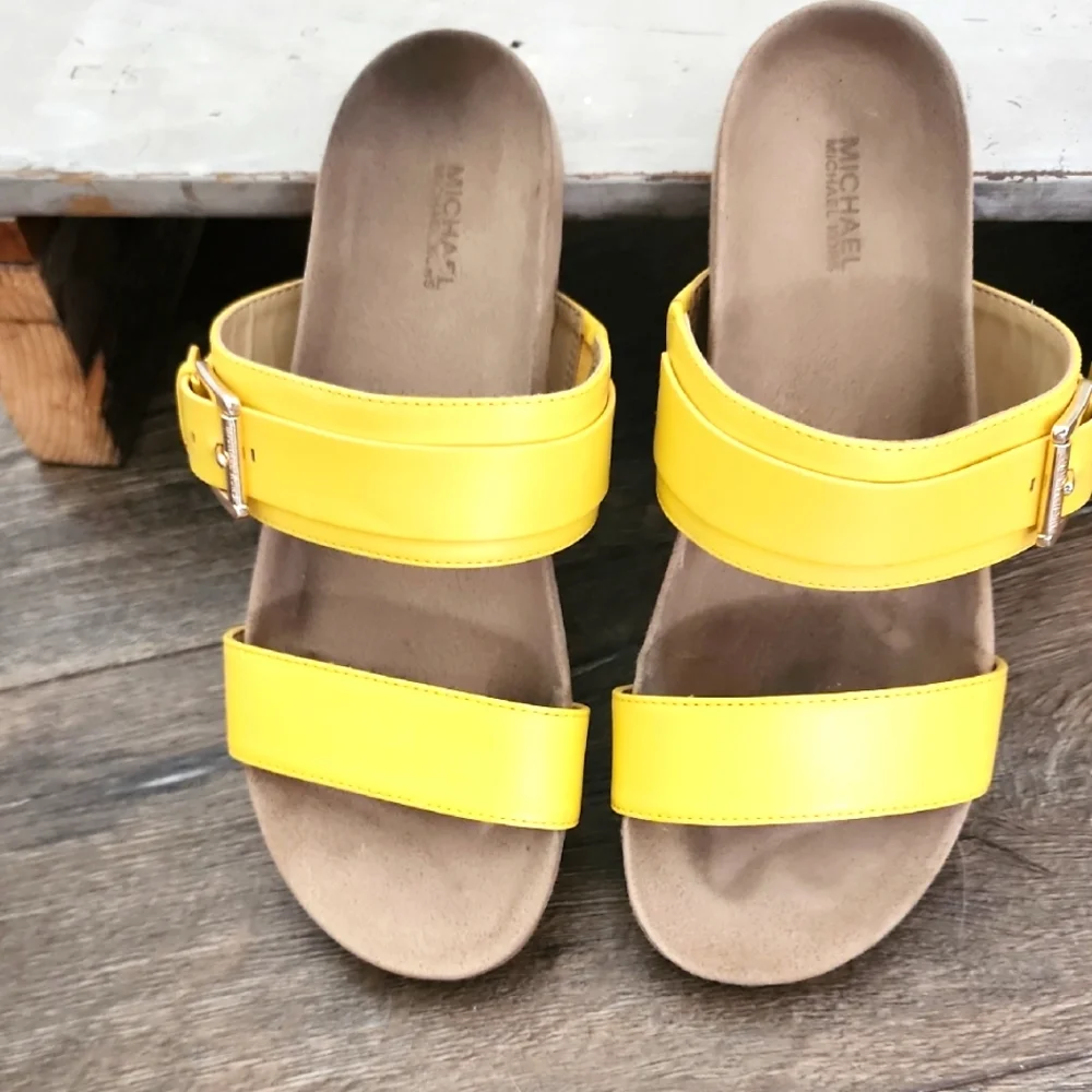 MICHAEL KORS WOMAN'S SANDALS - Picture 1 of 10
